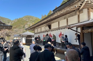 お寺の役