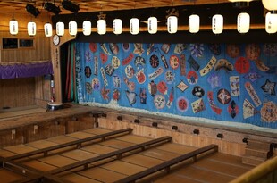 かしも明治座